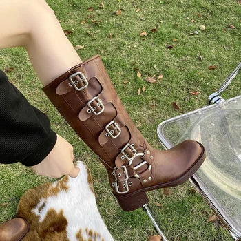 Riza |  Retro Brown Boots with Buckle