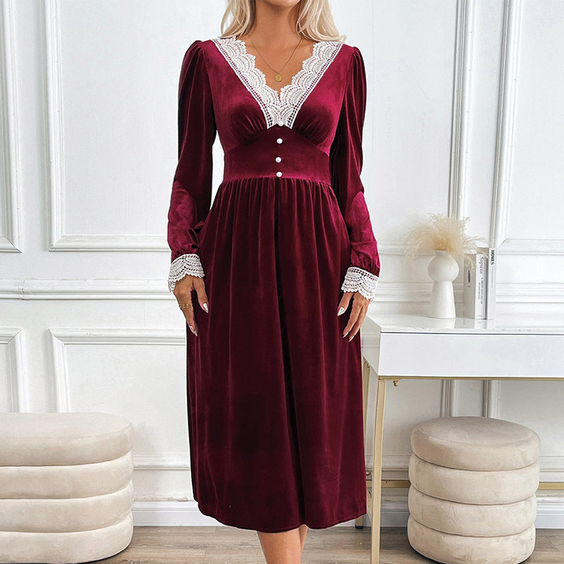 Emily | Elegant Velvet Dress