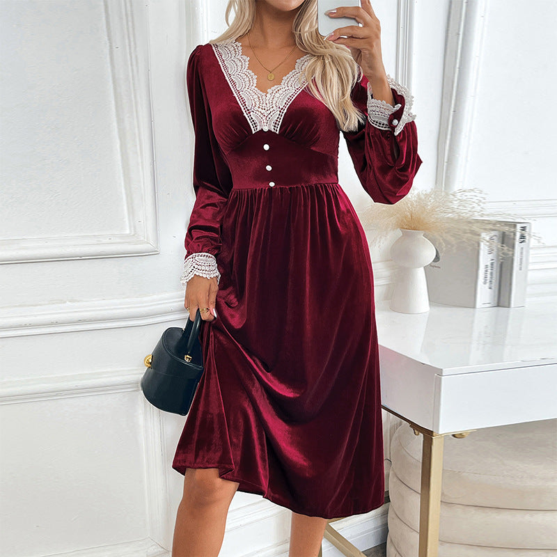 Emily | Elegant Velvet Dress