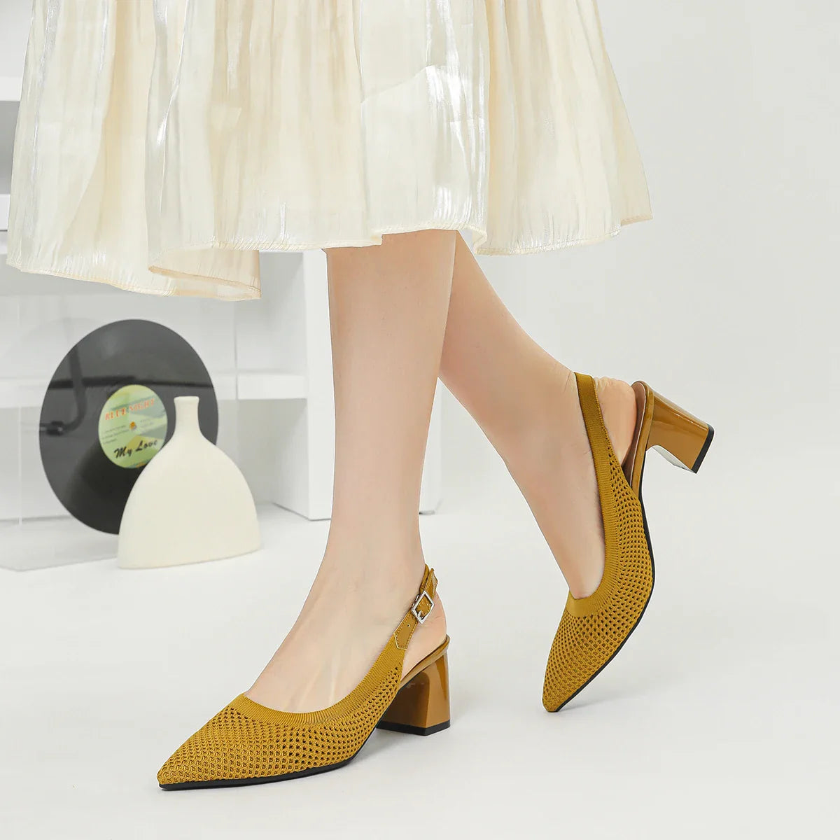 Chloe | Orthopedic Heeled Shoe