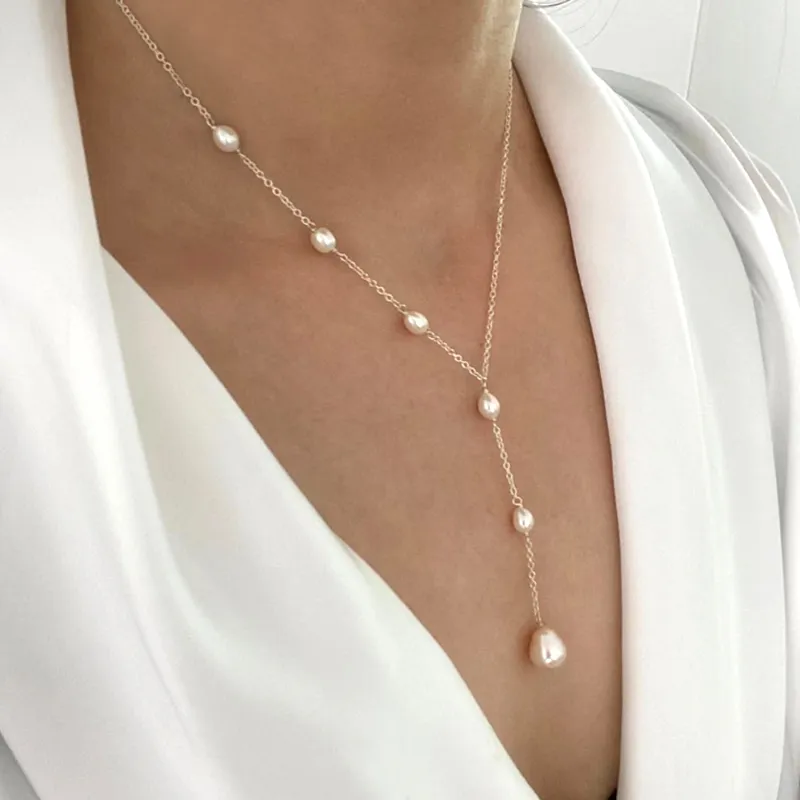 Brooklyn | Vintage Pendant Pearls Necklace